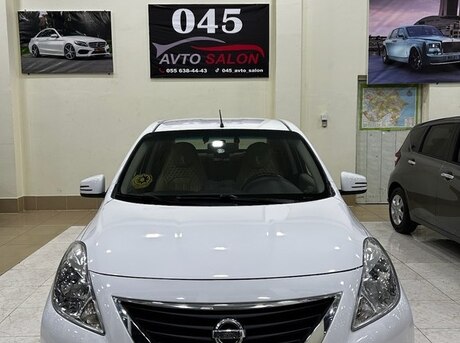 Nissan Sunny 2012
