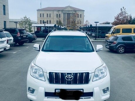 Toyota Land Cruiser Prado 2010
