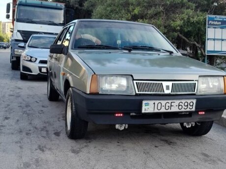 LADA (VAZ) 21099 1999