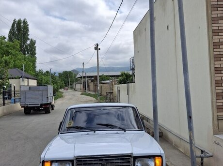 LADA (VAZ) 2107 2003
