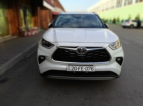 Toyota Highlander 2025