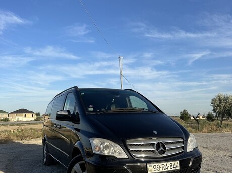 Mercedes Viano 2012