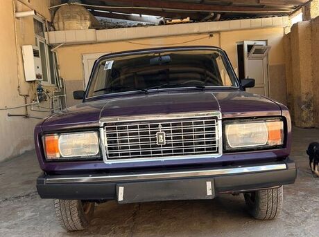 LADA (VAZ) 2107 2004