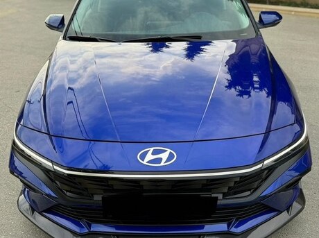 Hyundai Elantra 2024