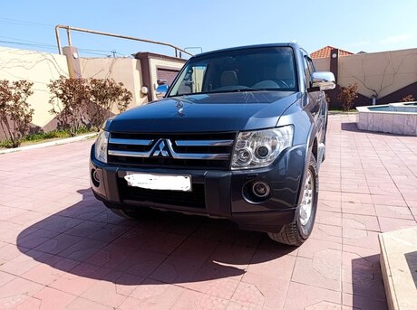 Mitsubishi Pajero 2007