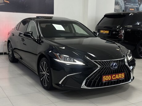 Lexus ES 300h 2025