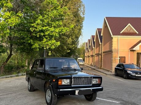 LADA (VAZ) 2107