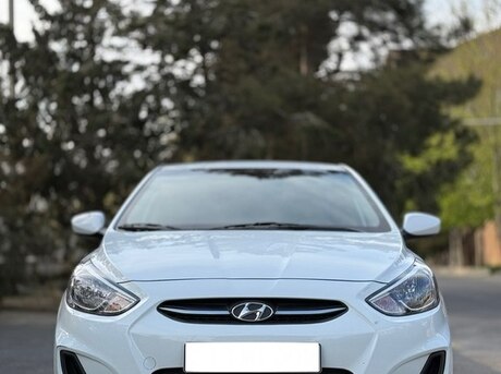 Hyundai Accent 2015
