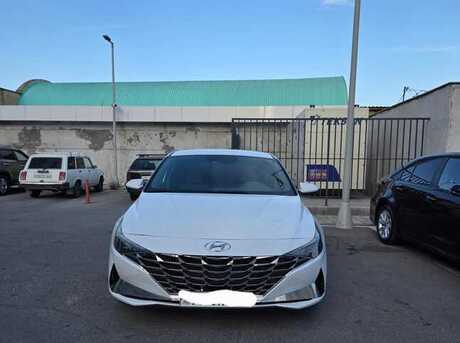 Hyundai Elantra 2021