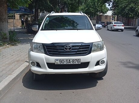Toyota Hilux