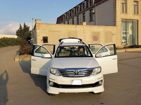 Toyota Fortuner 2013