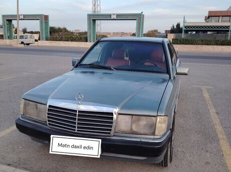 Mercedes 190 1983