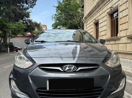 Hyundai Accent 2011
