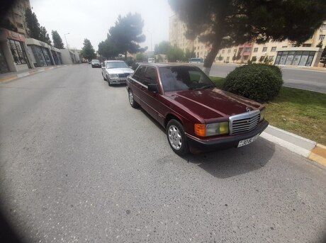 Mercedes 190 1992