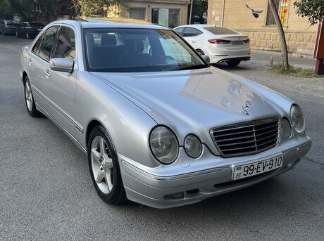 Mercedes E 280 2000