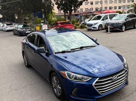 Hyundai Elantra 2018
