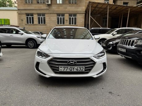 Hyundai Avante 2015