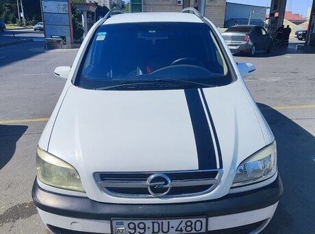 Opel Zafira 2004