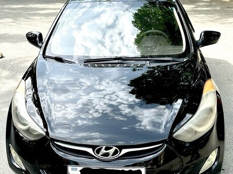 Hyundai Elantra 2013