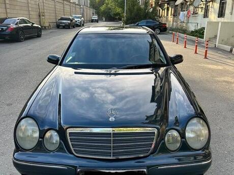 Mercedes E 240 1999