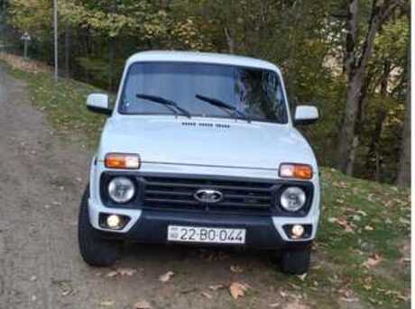 LADA (VAZ) Niva 2015