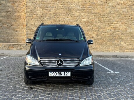 Mercedes Viano 2008