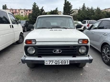 LADA (VAZ) Niva 2009