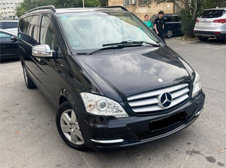 Mercedes Viano 2008