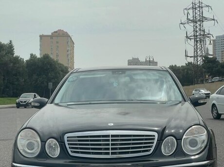Mercedes E 240 2003