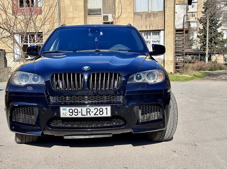 BMW X5 2011