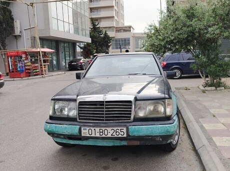 Mercedes E 200 1989