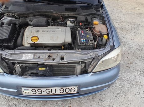 Opel Astra 2003