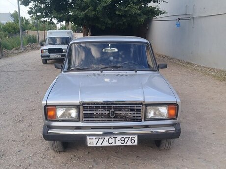 LADA (VAZ) 2107 2010
