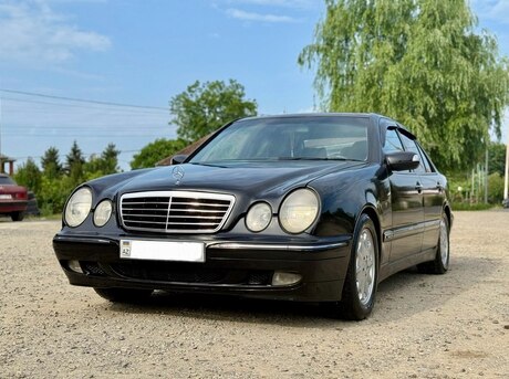 Mercedes E 320 2001