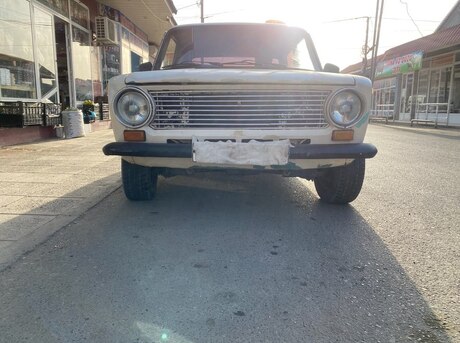 LADA (VAZ) 21011 1985