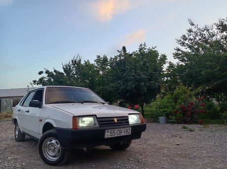 LADA (VAZ) 21099 1992