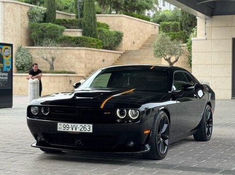 Dodge Challenger