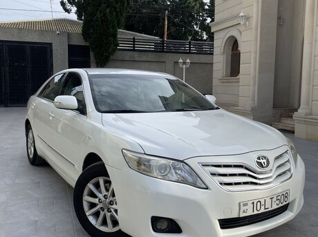 Toyota Camry 2011