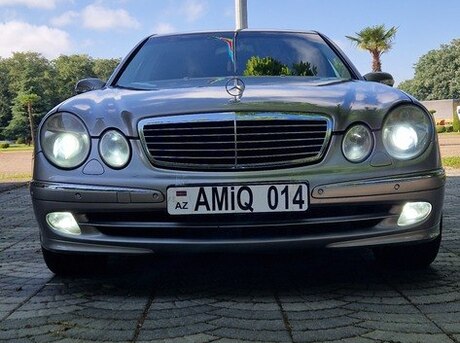 Mercedes E 320 2003