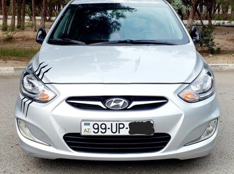 Hyundai Accent 2013