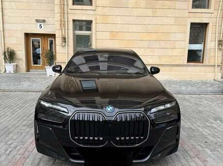 BMW 750e xDrive 2024