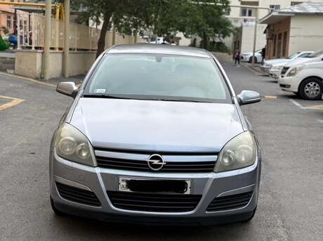Opel Astra 2004