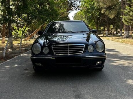 Mercedes E 240 2000