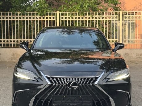 Lexus ES 250 2021