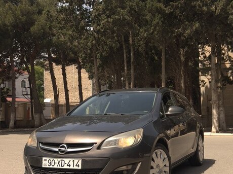 Opel Astra 2013