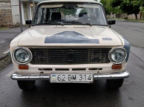 LADA (VAZ) 21011 1985