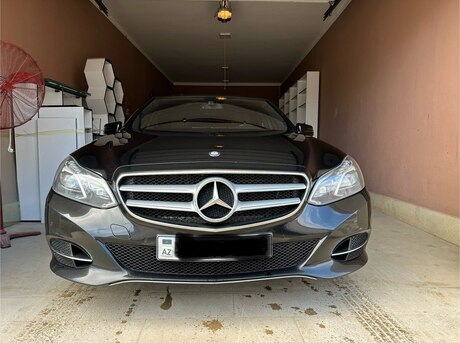 Mercedes E 220 2013