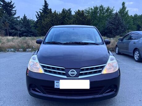 Nissan Tiida 2012