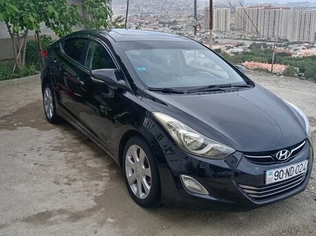 Hyundai Elantra 2011
