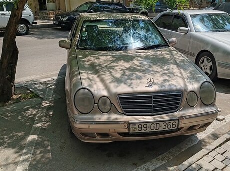 Mercedes E 220 d 2000